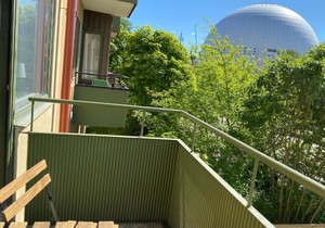 Charming and bright flat close to Globen