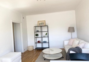 Charming and bright flat close to Globen