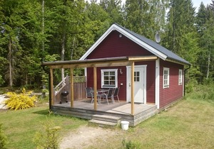 Cottage by the lake Örsjön with free Wi-Fi and its own private rowing boat