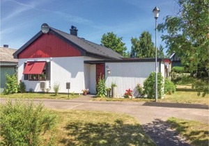 Cozy Home In Borgholm With Wifi