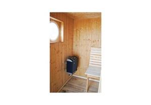 Cozy Home In Nybrostrand With Sauna