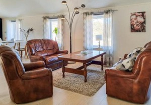 Cozy Home In Skärhamn With Wifi