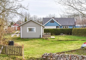 Gorgeous home in Hasslö with WiFi