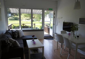 Hällestrand Semesterby R03