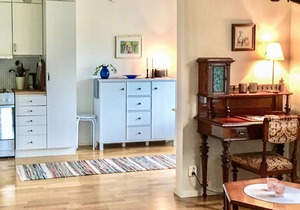 Inviting apartment in quiet residential area in the middle of Visby.