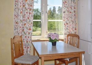Lovely home in Sankt Anna with kitchen