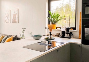 Modern Lakeside Retreat-By Traum