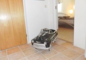 The apartment is located in small Pauliström.