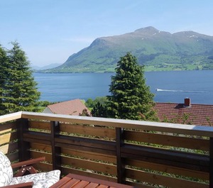 Kvernesfjorden 