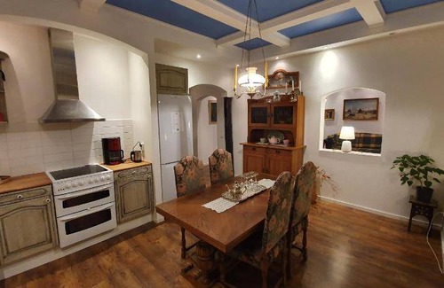 Eskilstuna Apartment | 100 m² Apartment ∙ 2 bedrooms ∙ 4 guests