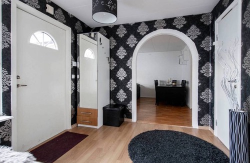 Vasteras House | 105 m² House ∙ 3 bedrooms ∙ 2 guests