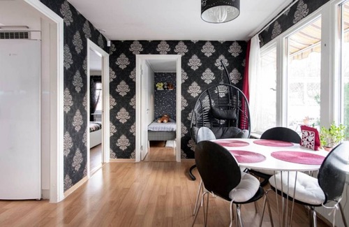 Vasteras House | 105 m² House ∙ 3 bedrooms ∙ 2 guests