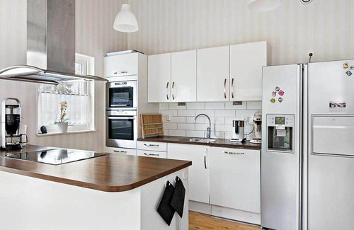 Hjo House | 107 m² House ∙ 3 bedrooms ∙ 6 guests