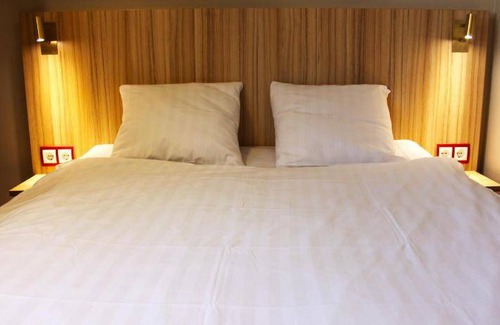 Vasteras Municipality Hotel | 12 m² Hotel ∙ 4 guests