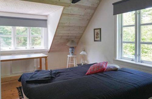 Roke House | 125 m² House ∙ 4 bedrooms ∙ 7 guests