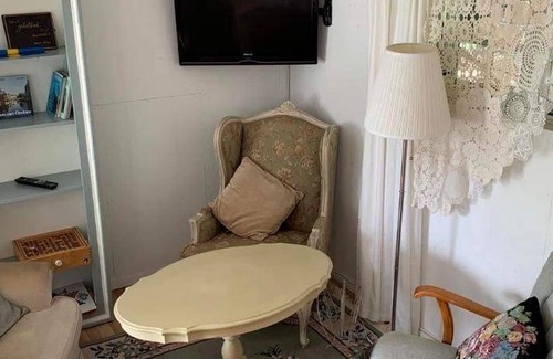 Stora Mellosa Bed & Breakfast | 15 m² Bed and breakfast ∙ 2 guests