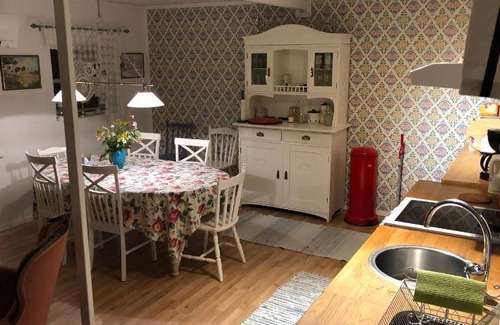 Stora Mellosa Bed & Breakfast | 15 m² Bed and breakfast ∙ 2 guests