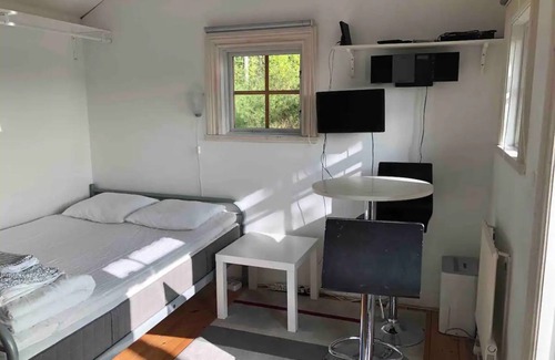 Huvudsta House | 15 m² House ∙ 1 bedroom ∙ 2 guests