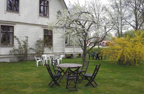 Varnhem Bed & Breakfast | 16 m² Bed and breakfast ∙ 2 guests