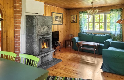 Skurebo House | 2 bedroom amazing home in Högsby