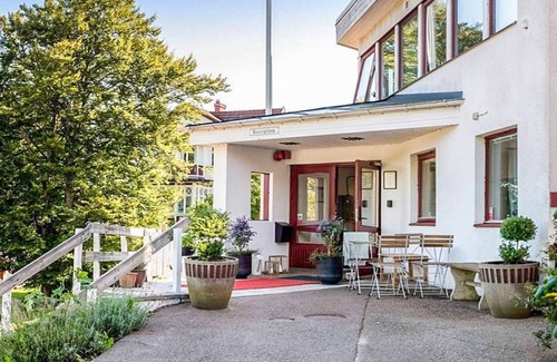 Bastad House | 2 person holiday park home in BÅSTAD