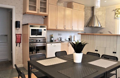 Orgryte-Harlanda Resort | 25 m² Private room ∙ 1 bedroom ∙ 5 guests