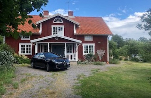 Skruv House | 260 m² House ∙ 3 bedrooms ∙ 6 guests