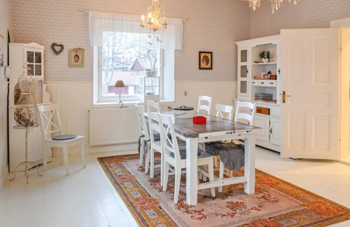 Segmon House | 316 m² House ∙ 5 bedrooms ∙ 10 guests