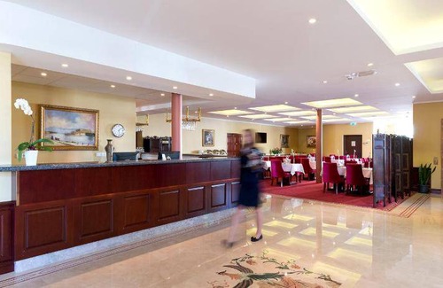 Bromma Hotel | 33 m² Hotel ∙ 127 guests