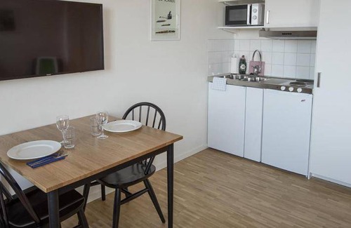 Huvudsta Apartment | 34 m² Serviced apartment ∙ 127 guests