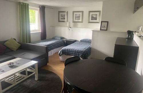 Farsta Apartment | 35 m² Apartment ∙ 2 guests