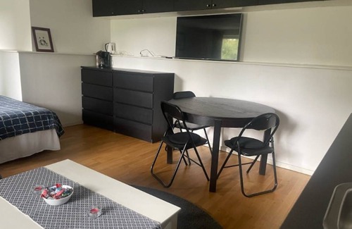 Farsta Apartment | 35 m² Apartment ∙ 2 guests