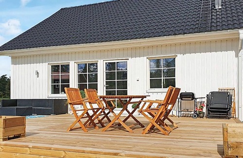 Sodersvik House | 4 person holiday home in NORRTÄLJE-By Traum