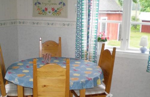 Vikangen House | 4 person holiday home in GULLSPÅNG-By Traum