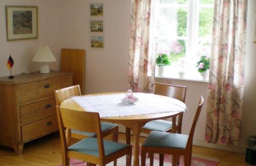 Vikangen House | 4 person holiday home in GULLSPÅNG-By Traum