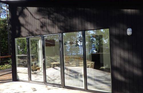 Grisslehamn Cabin | 45 m² Lodge ∙ 2 bedrooms ∙ 4 guests