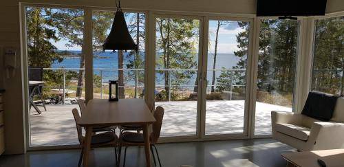 Grisslehamn Cabin | 45 m² Lodge ∙ 2 bedrooms ∙ 4 guests