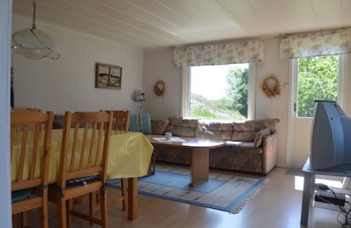 Norrkoping Municipality House | 50 m² House ∙ 1 bedroom ∙ 4 guests