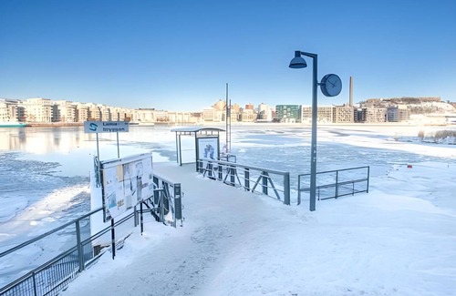 Sodra Hammarbyhamnen Apartment | 58 m² Serviced apartment ∙ 127 guests