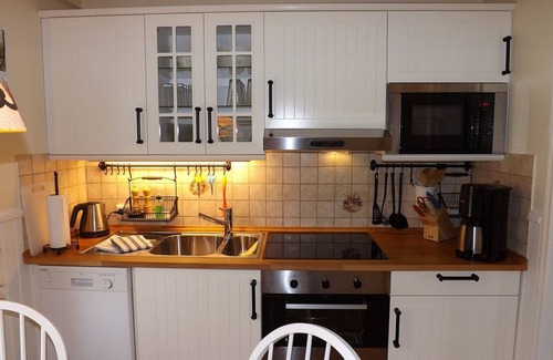 Rosenfors House | 60 m² House ∙ 2 bedrooms ∙ 4 guests