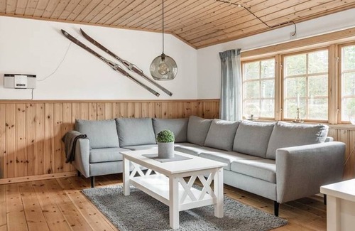 Stoten House | 60 m² House ∙ 2 bedrooms ∙ 6 guests