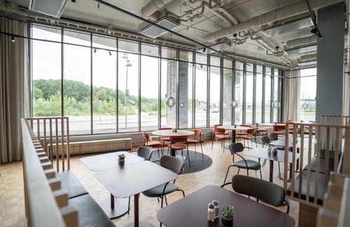 Solna Hotel | 65 m² Hotel ∙ 2 bedrooms ∙ 8 guests