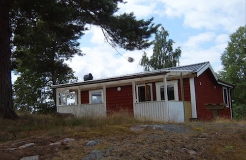 Norrkoping Municipality House | 70 m² House ∙ 3 bedrooms ∙ 5 guests