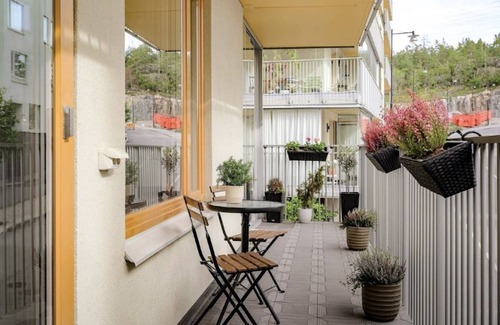 Nacka Municipality Apartment | 76 m² Apartment ∙ 2 bedrooms ∙ 2 guests