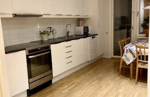 Trangsund Apartment | 76 m² Apartment ∙ 3 bedrooms ∙ 2 guests
