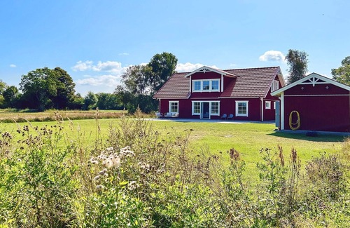 Sodvik House | 8 person holiday home in LÖTTORP-By Traum