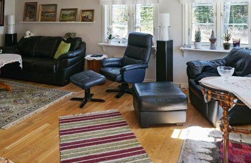 Kristinehamn House | 96 m² House ∙ 2 bedrooms ∙ 5 guests