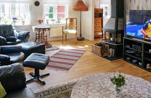 Kristinehamn House | 96 m² House ∙ 2 bedrooms ∙ 5 guests