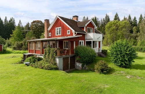 Mullsjo Other | 96 m² Accommodation ∙ 3 bedrooms ∙ 6 guests