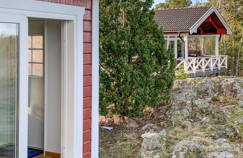Mariefred House | Amazing home in Mariefred with kitchen